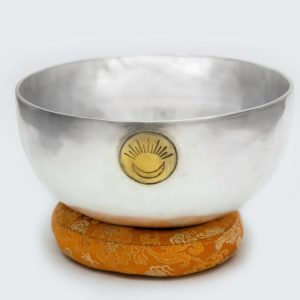 Silver Newmoon Hammered Singing Bowl - C3 (25 cm, 1.6 kg)