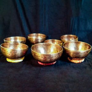 Fullmoon Tiger Eye Chakra Set (7 bowls) (19-26 cm, 11 kg)