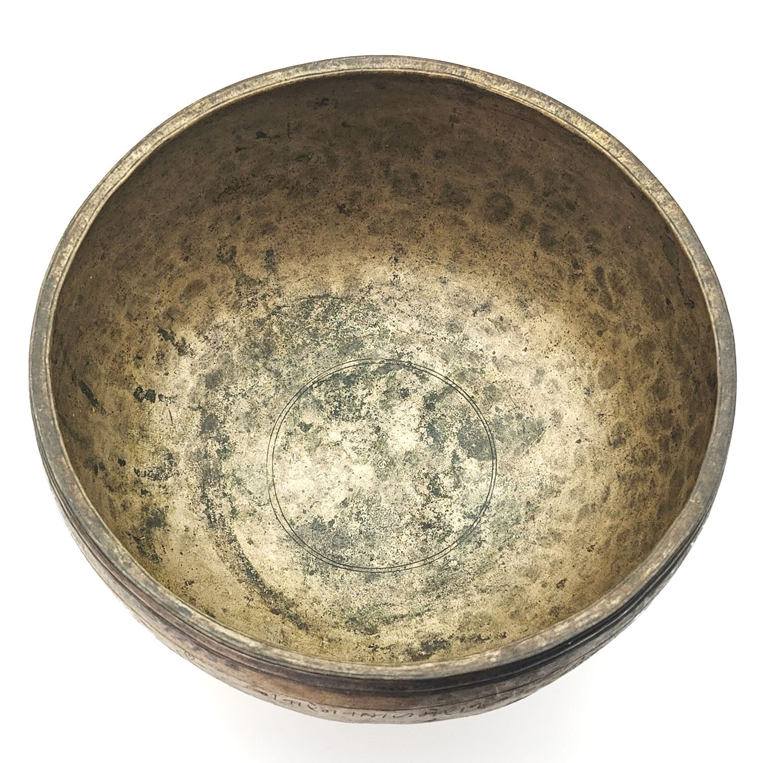 Antique 250-Years-Old Hammered Singing Bowl - G3 (23 cm, 1.2 kg) - Image 6