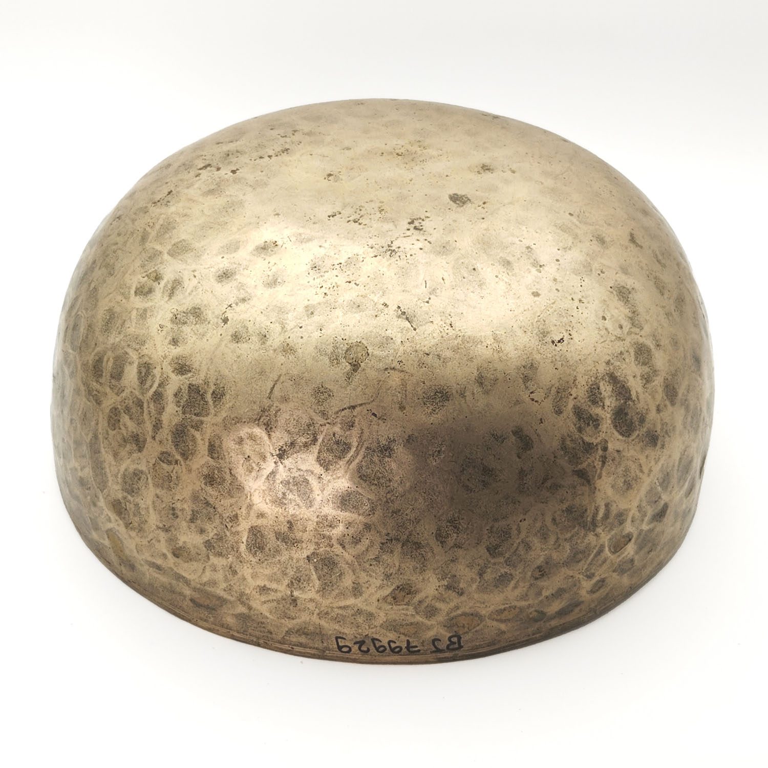 Antique 250-Years-Old Hammered Singing Bowl - A2 (27 cm, 2 kg) - Image 6