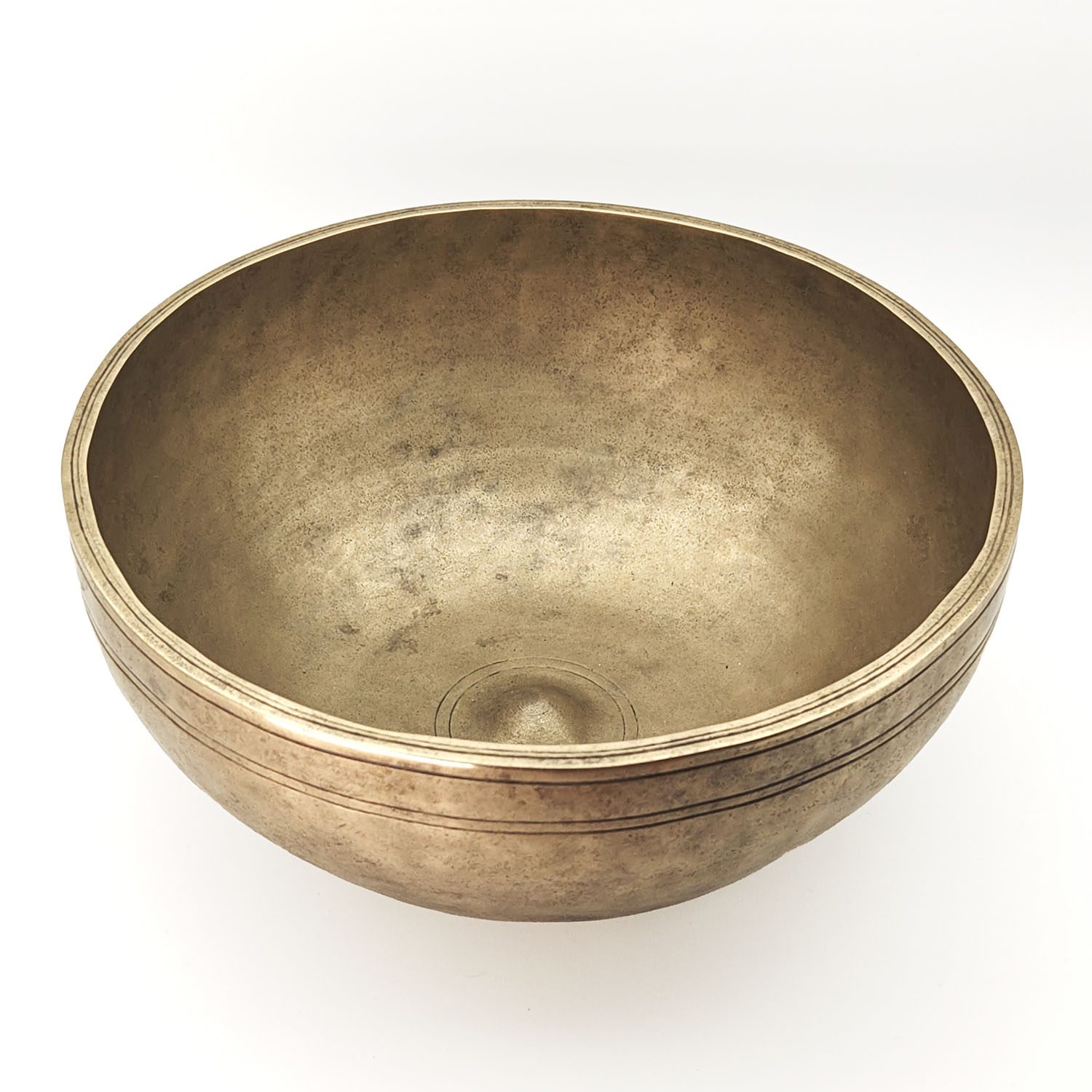 Lingam Jhumka KASA Hammered Singing Bowl - E3 (28 cm, 2.6 kg) - Image 2
