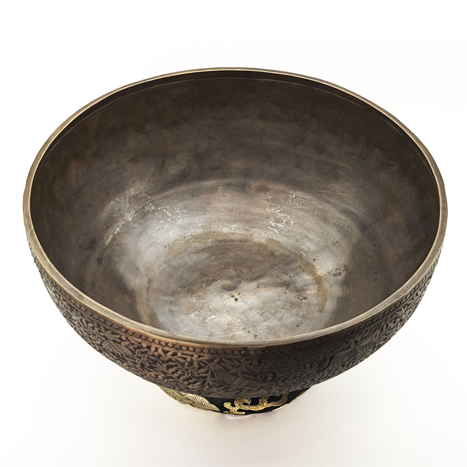 Hand Carving KASA Hammered Singing Bowl "Animals" - F2 (32 cm, 3.1 kg) - Image 3